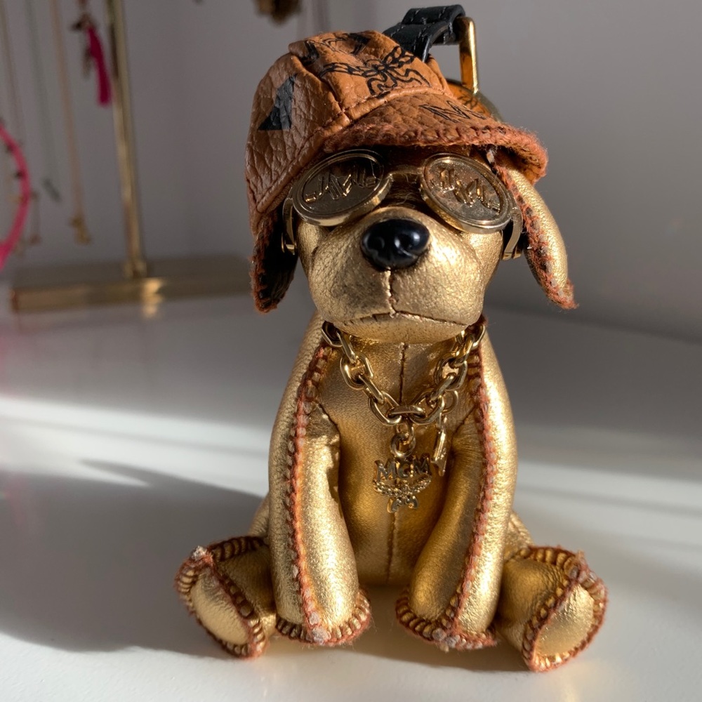 MCM dog keychain